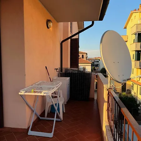 Casa Girasole-bright Apartamento Follonica